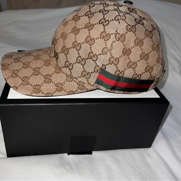 Gucci ORIGINAL GG CANVAS BASEBALL HAT WITH WEB - Picture 9 of 16